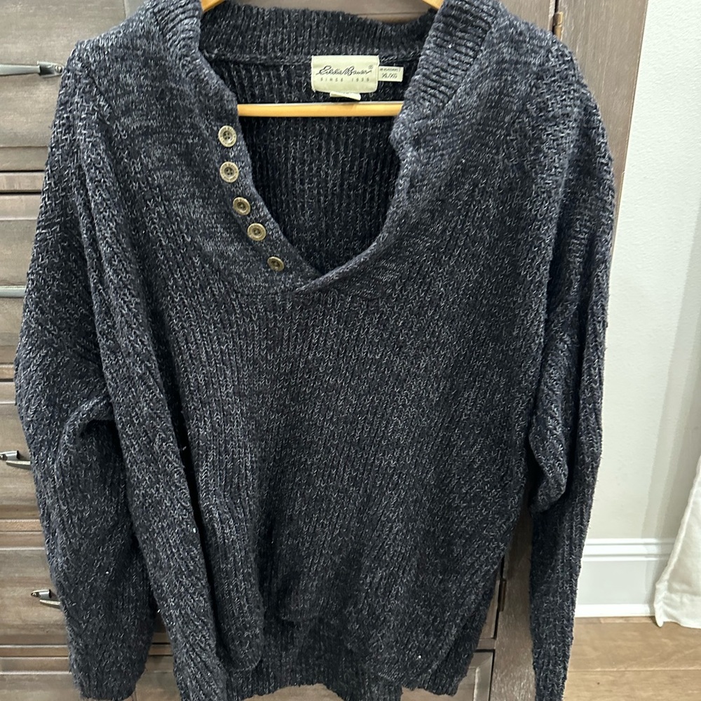 Eddie Bauer Mens charcoal Sweater